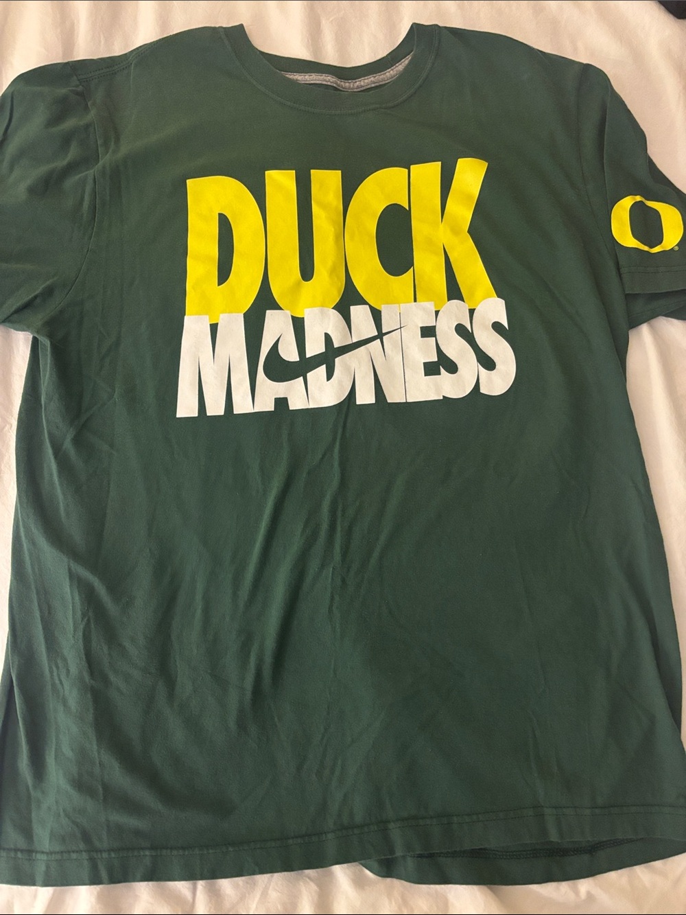Oregon Ducks Emerald Green DUCK MADNESS Unisex NIKE Shirt - XL